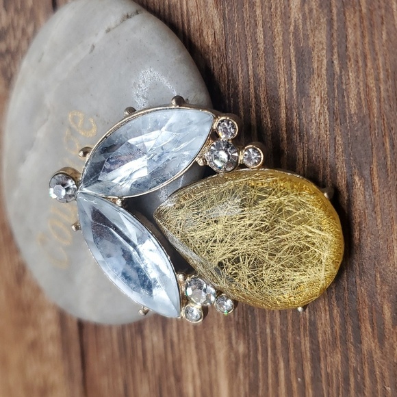 Gold veined rutliated quartz pendant P129 - Picture 2 of 2